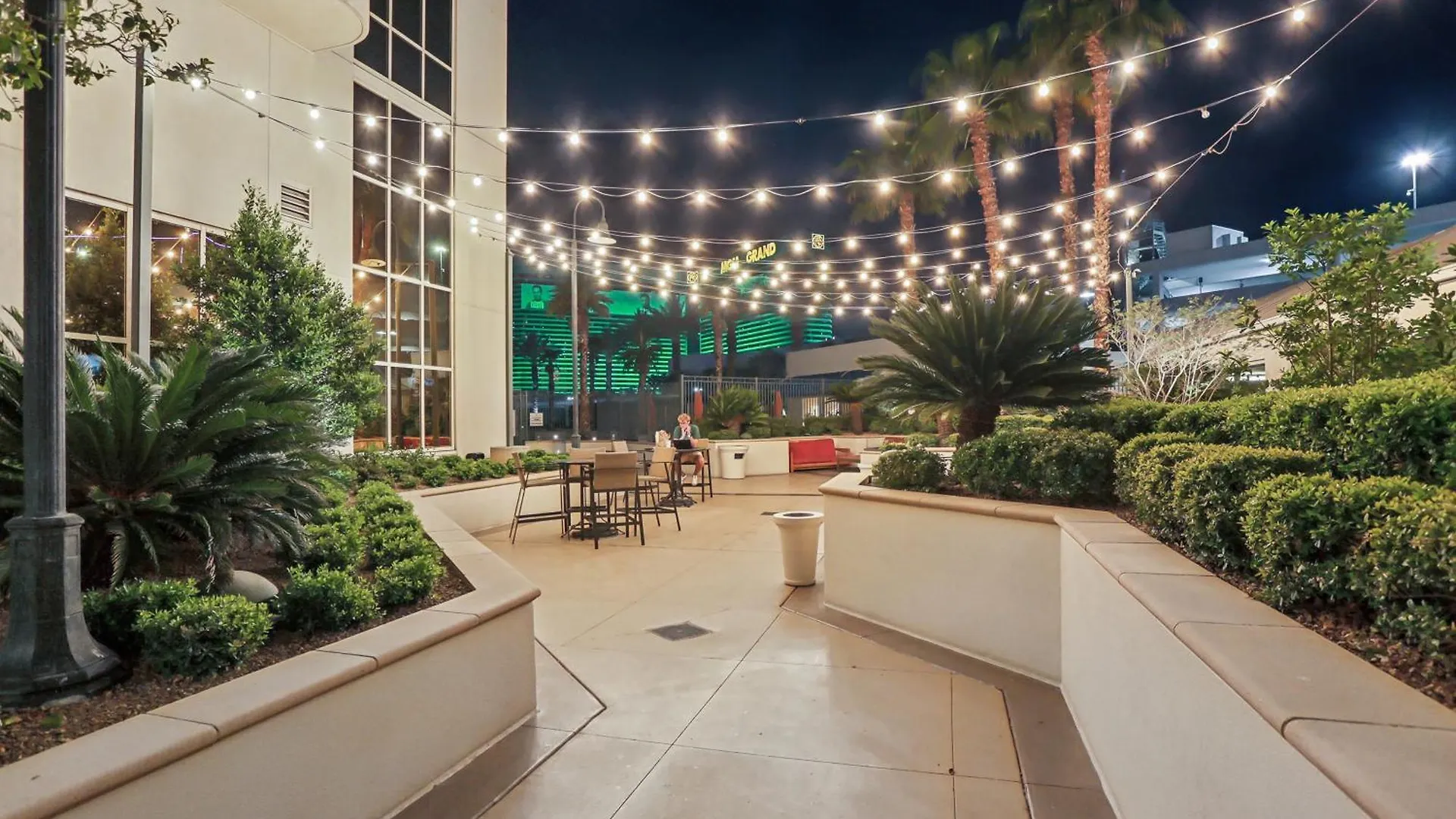 Mgm Signature Deluxe Balcony Strip View Suite Las Vegas Aparthotel